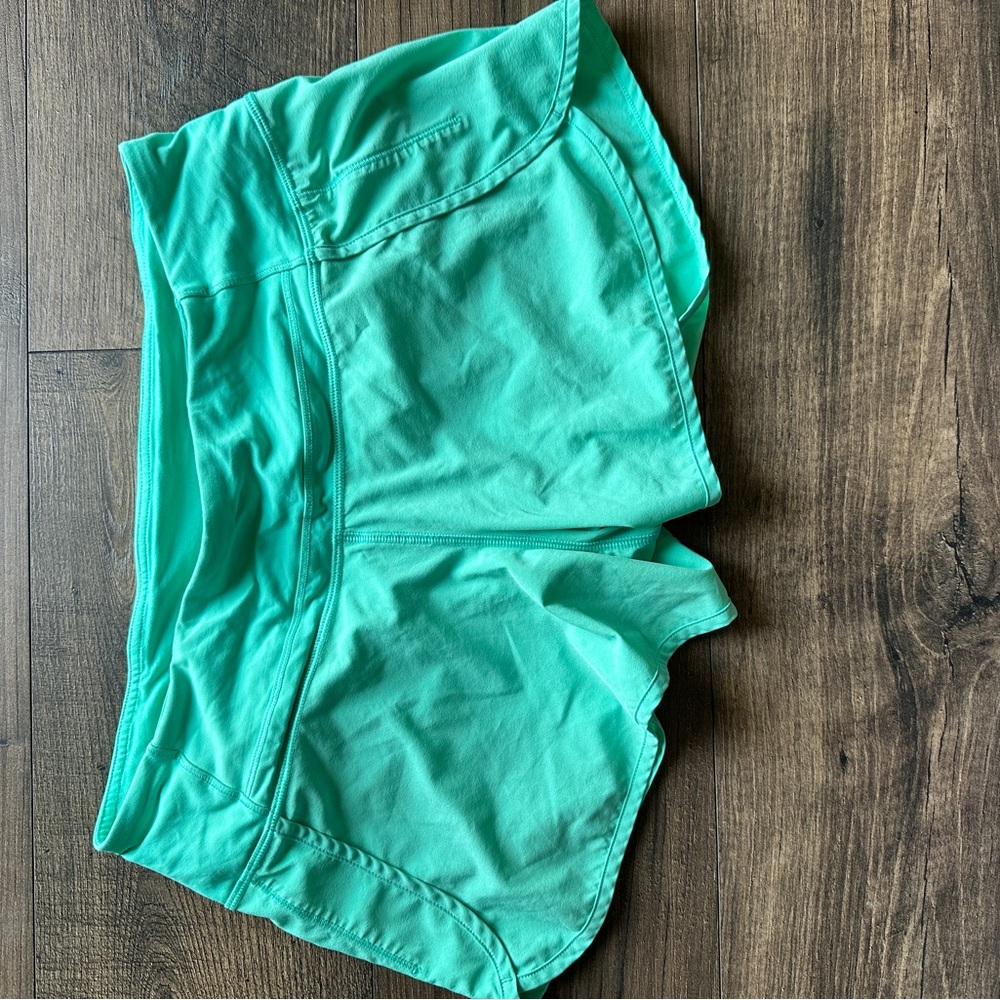 Women's lulu size 8 shorts